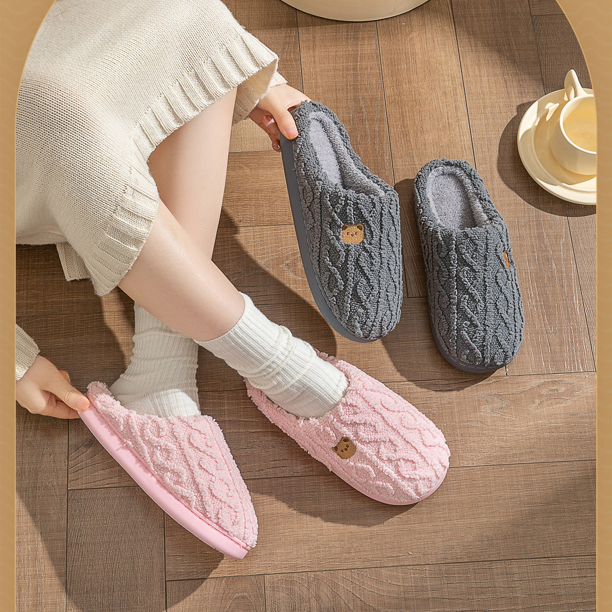 Women's Autumn And Winter Non-slip Soft Soled Cotton Slipper