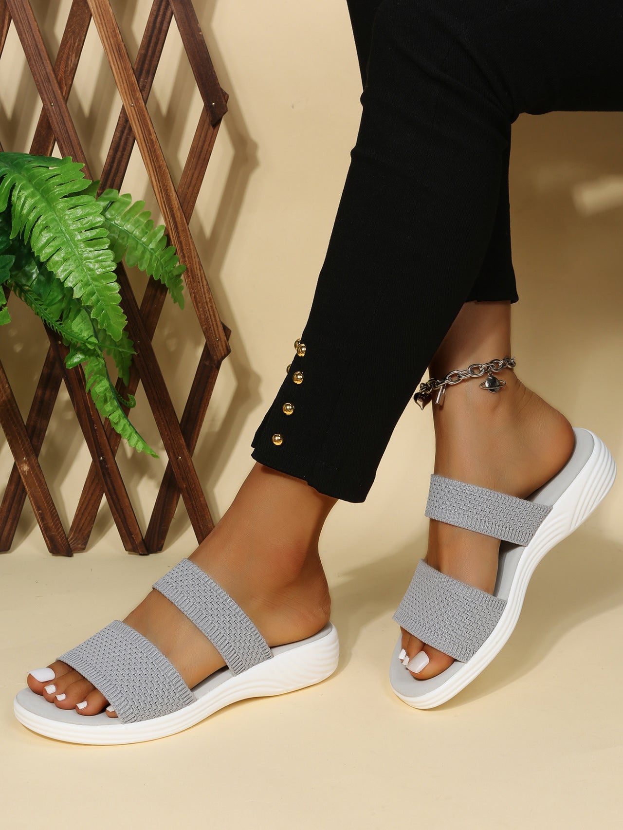 Mesh Breathable Women's Outer Sandals