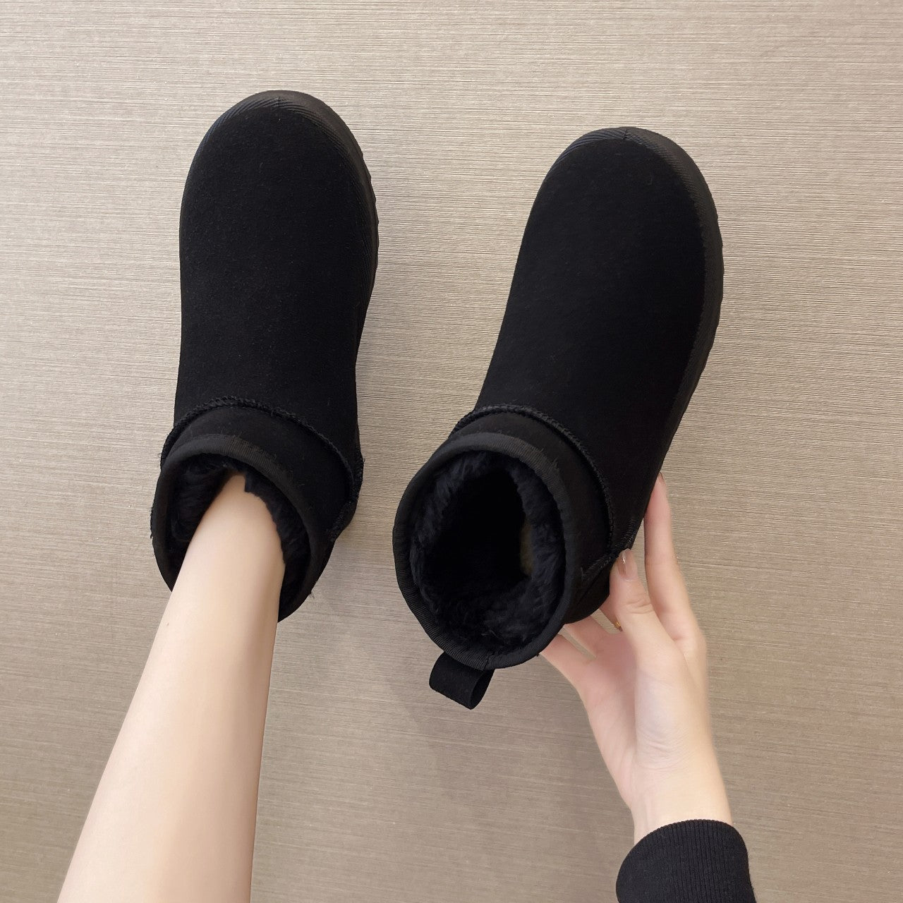 Women's  Short Tube Velvet Thickening Thermal Cotton Shoes Snow Boots